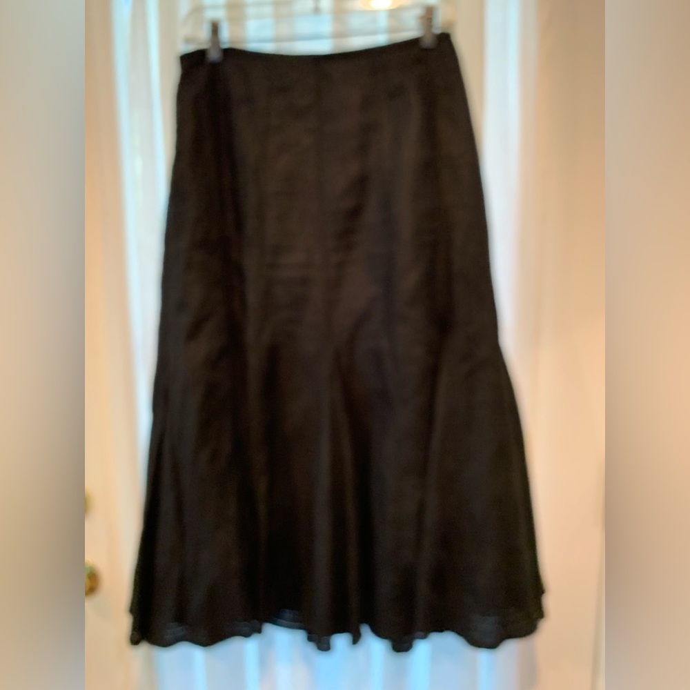 Edward size 6 Flared linen skirt  With side invisible zipper 32”